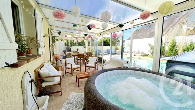 maison à vendre - 7 pièces - 135.0 m2 - BEAUMONT SUR OISE - 95 - ILE-DE-FRANCE - Century 21 Osmose