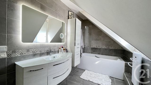maison à vendre - 7 pièces - 135.0 m2 - BEAUMONT SUR OISE - 95 - ILE-DE-FRANCE - Century 21 Osmose