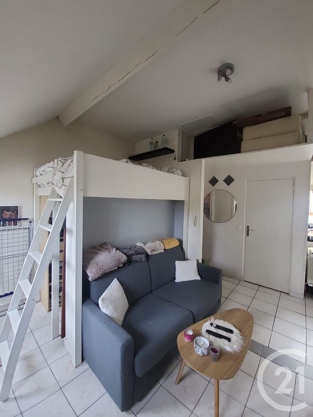 Appartement Studio à vendre - 1 pièce - 25.56 m2 - BEAUMONT SUR OISE - 95 - ILE-DE-FRANCE - Century 21 Osmose