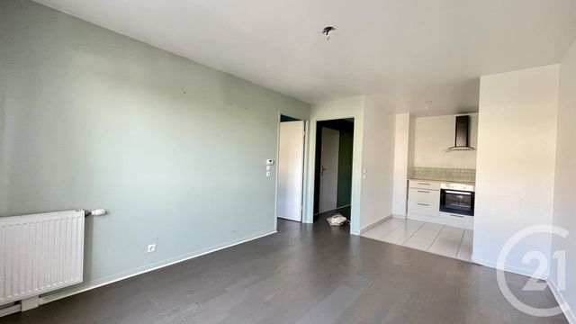 Appartement F2 à vendre - 2 pièces - 39.6 m2 - PERSAN - 95 - ILE-DE-FRANCE - Century 21 Osmose