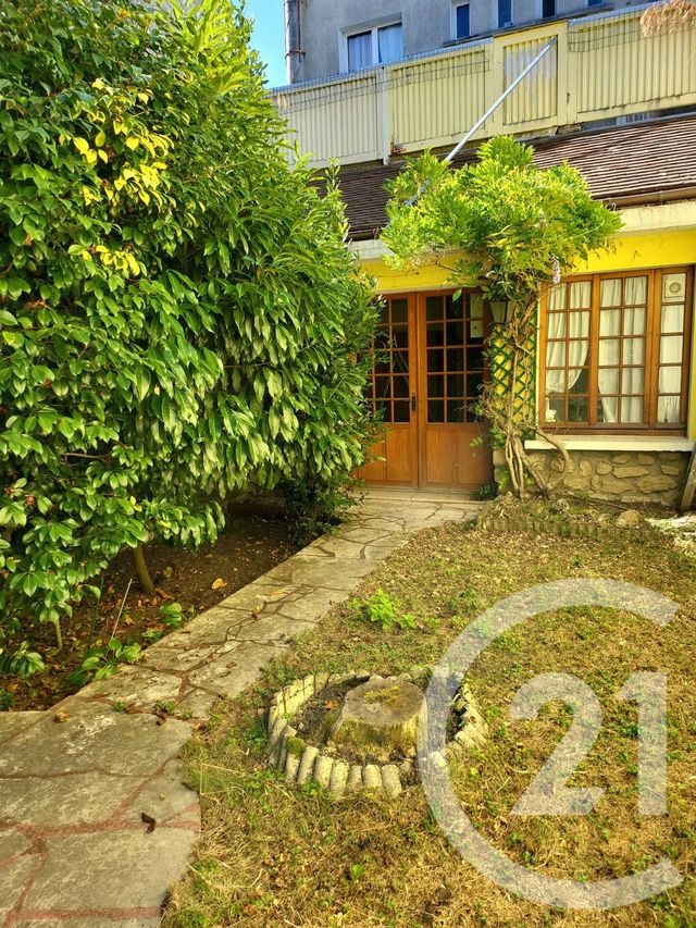 Afficher la photo en grand maison à vendre - 8 pièces - 239.0 m2 - BEAUMONT SUR OISE - 95 - ILE-DE-FRANCE - Century 21 Osmose