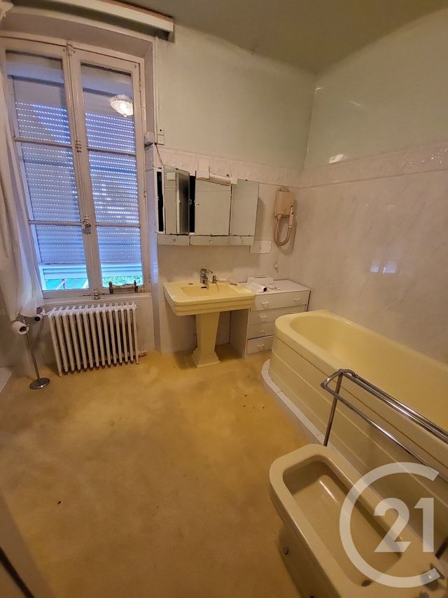 Afficher la photo en grand maison à vendre - 8 pièces - 239.0 m2 - BEAUMONT SUR OISE - 95 - ILE-DE-FRANCE - Century 21 Osmose