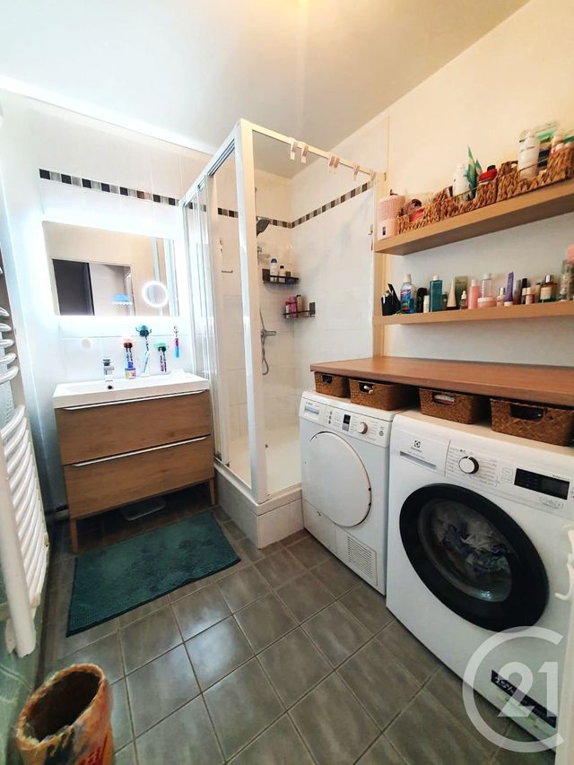 Appartement F4 à vendre - 4 pièces - 86.2 m2 - PERSAN - 95 - ILE-DE-FRANCE - Century 21 Osmose