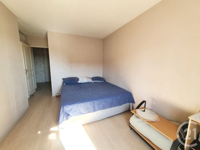 Appartement F4 à vendre - 4 pièces - 86.2 m2 - PERSAN - 95 - ILE-DE-FRANCE - Century 21 Osmose