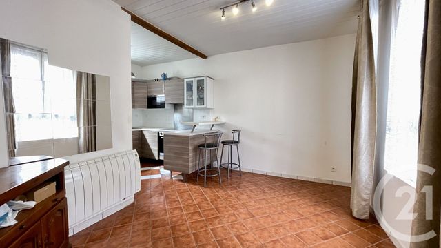 Appartement F2 à vendre - 2 pièces - 38.0 m2 - BEAUMONT SUR OISE - 95 - ILE-DE-FRANCE - Century 21 Osmose