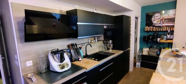 Appartement F3 bis à vendre - 3 pièces - 75.5 m2 - PERSAN - 95 - ILE-DE-FRANCE - Century 21 Osmose