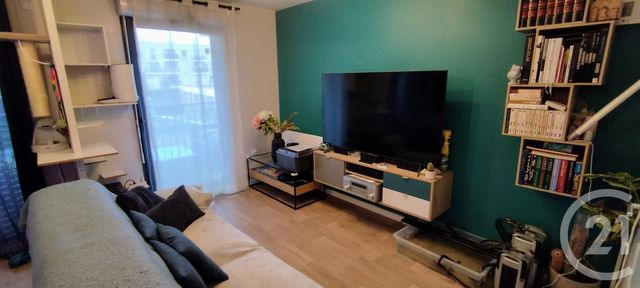 Appartement F3 bis à vendre - 3 pièces - 75.5 m2 - PERSAN - 95 - ILE-DE-FRANCE - Century 21 Osmose