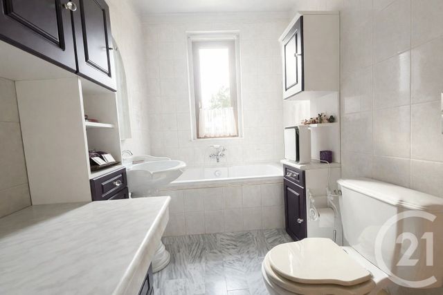 maison à vendre - 8 pièces - 190.0 m2 - BEAUMONT SUR OISE - 95 - ILE-DE-FRANCE - Century 21 Osmose