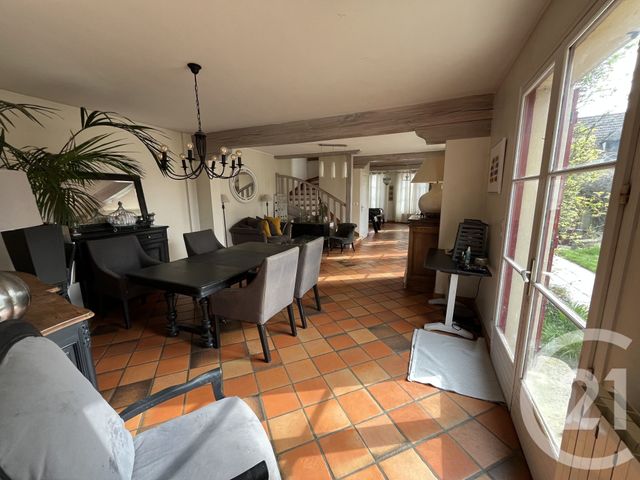 maison à vendre - 7 pièces - 176.23 m2 - CHAMBLY - 60 - PICARDIE - Century 21 Osmose