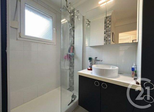 maison à vendre - 4 pièces - 81.13 m2 - BEAUMONT SUR OISE - 95 - ILE-DE-FRANCE - Century 21 Osmose