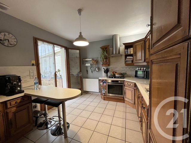 maison à vendre - 6 pièces - 121.39 m2 - CHAMBLY - 60 - PICARDIE - Century 21 Osmose