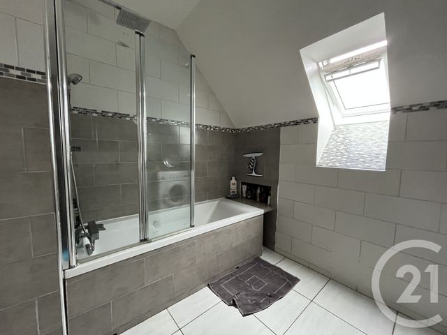 maison à vendre - 6 pièces - 121.39 m2 - CHAMBLY - 60 - PICARDIE - Century 21 Osmose