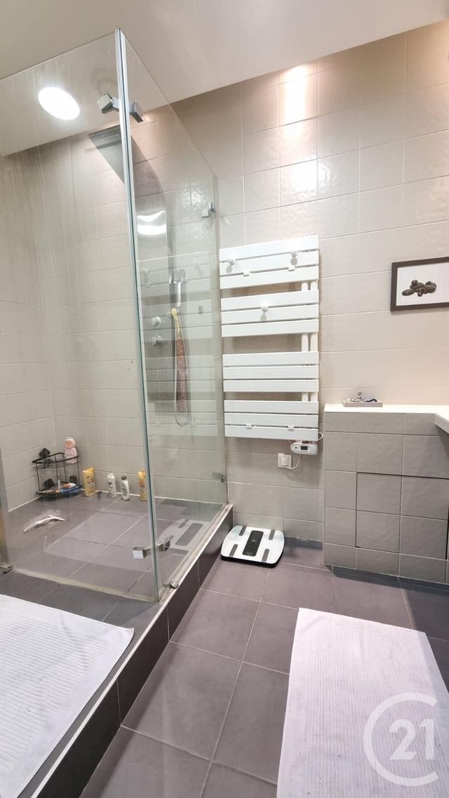 Appartement F3 à vendre - 3 pièces - 102.02 m2 - BEAUMONT SUR OISE - 95 - ILE-DE-FRANCE - Century 21 Osmose