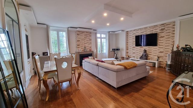 Appartement F3 à vendre - 3 pièces - 102.02 m2 - BEAUMONT SUR OISE - 95 - ILE-DE-FRANCE - Century 21 Osmose