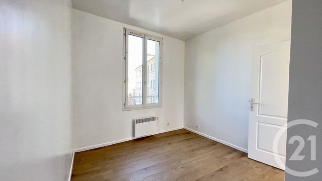 Appartement F2 à vendre - 2 pièces - 35.0 m2 - BEAUMONT SUR OISE - 95 - ILE-DE-FRANCE - Century 21 Osmose