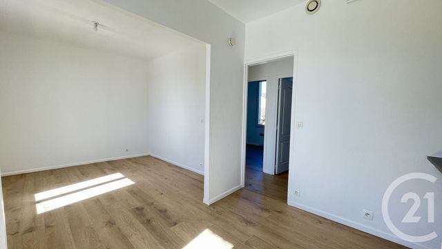 Appartement F2 à vendre - 2 pièces - 35.0 m2 - BEAUMONT SUR OISE - 95 - ILE-DE-FRANCE - Century 21 Osmose