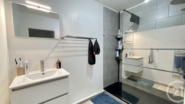 Appartement à vendre - 3 pièces - 59.68 m2 - PERSAN - 95 - ILE-DE-FRANCE - Century 21 Osmose