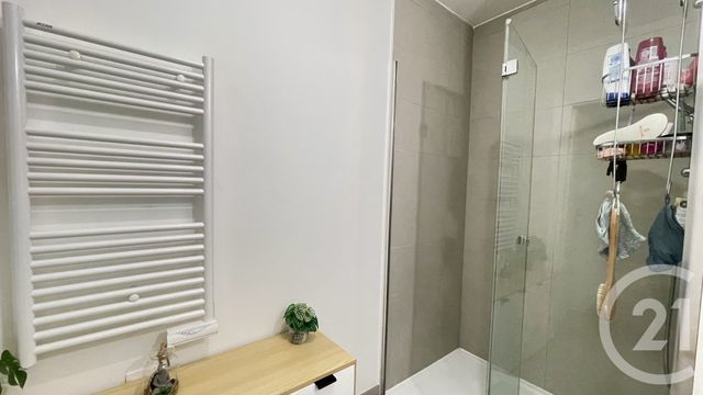 Appartement F3 à vendre - 3 pièces - 53.59 m2 - BEAUMONT SUR OISE - 95 - ILE-DE-FRANCE - Century 21 Osmose