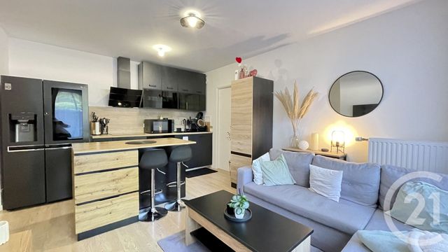 Appartement F3 à vendre - 3 pièces - 53.59 m2 - BEAUMONT SUR OISE - 95 - ILE-DE-FRANCE - Century 21 Osmose