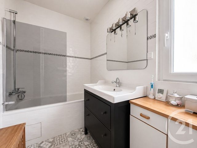 maison à vendre - 5 pièces - 93.0 m2 - BEAUMONT SUR OISE - 95 - ILE-DE-FRANCE - Century 21 Osmose