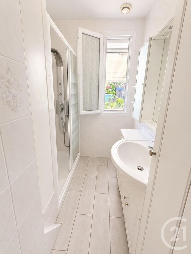 maison à vendre - 4 pièces - 81.41 m2 - BEAUMONT SUR OISE - 95 - ILE-DE-FRANCE - Century 21 Osmose