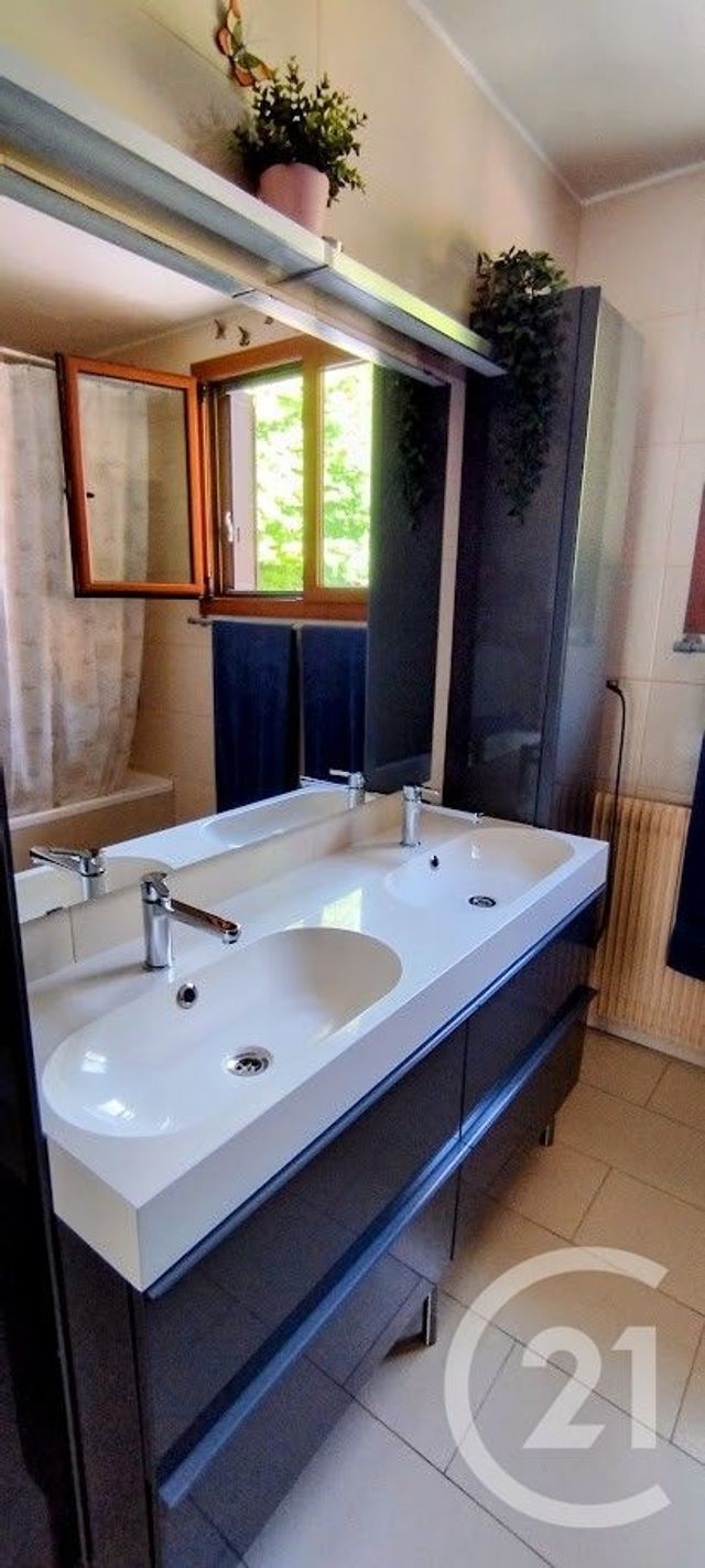 maison à vendre - 5 pièces - 208.0 m2 - MERU - 60 - PICARDIE - Century 21 Osmose