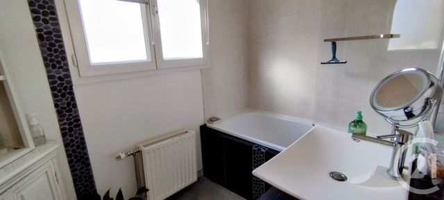 maison à vendre - 4 pièces - 80.38 m2 - CHAMBLY - 60 - PICARDIE - Century 21 Osmose