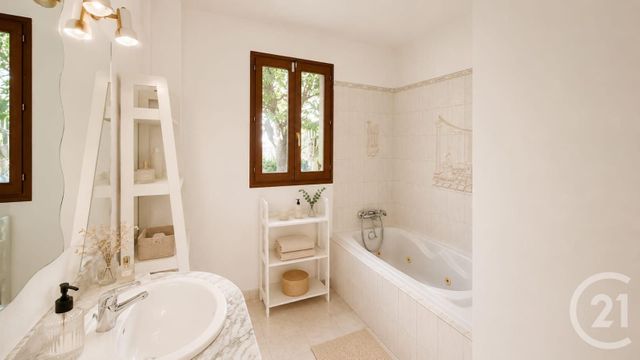 maison à vendre - 6 pièces - 134.08 m2 - CHAMBLY - 60 - PICARDIE - Century 21 Osmose