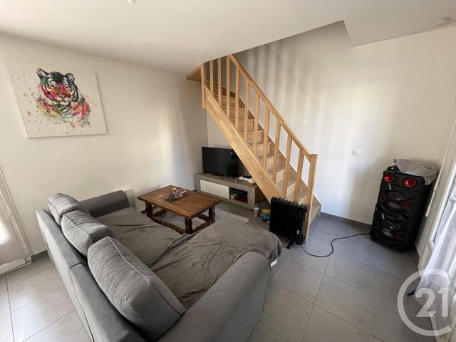 Appartement F2 à vendre - 2 pièces - 45.66 m2 - VIARMES - 95 - ILE-DE-FRANCE - Century 21 Osmose Rw Appartement F2 à vendre - 2 pièces - 45.66 m2 - VIARMES - 95 - ILE-DE-FRANCE - Century 21 Osmose Rw