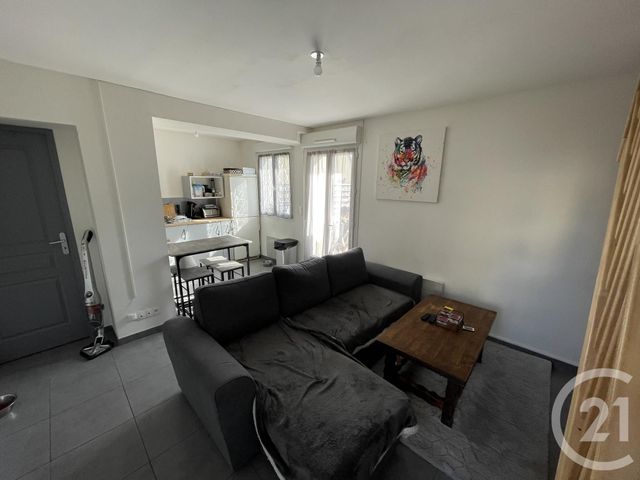 Appartement F2 à vendre - 2 pièces - 45.66 m2 - VIARMES - 95 - ILE-DE-FRANCE - Century 21 Osmose Rw Appartement F2 à vendre - 2 pièces - 45.66 m2 - VIARMES - 95 - ILE-DE-FRANCE - Century 21 Osmose Rw