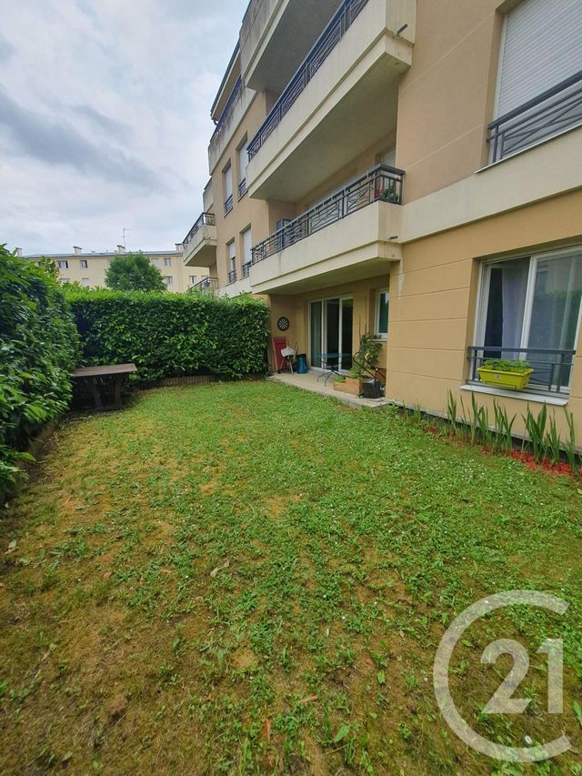 Afficher la photo en grand Appartement F3 à vendre - 3 pièces - 65.5 m2 - BEAUMONT SUR OISE - 95 - ILE-DE-FRANCE - Century 21 Osmose Rw